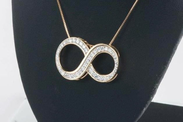 インフィニティ∞天然ダイヤモンドジュエリーL